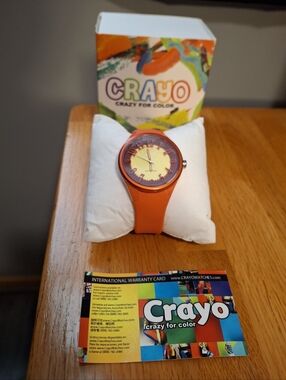 Crayo Burst Ladies Watch NIB